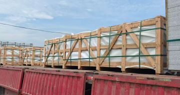 湘潭 芝麻白花岗岩地铺石出口专车-泰国游