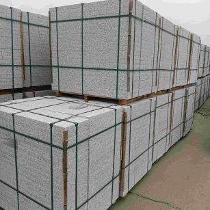 湘潭 白麻花岗岩石材荔枝面地铺石（300*600*50）