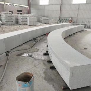 湘潭芝麻白花岗岩石板材 园林光面弧形坐凳