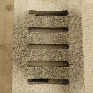 湘潭 芝麻白拉丝面花岗岩U型开槽排水槽