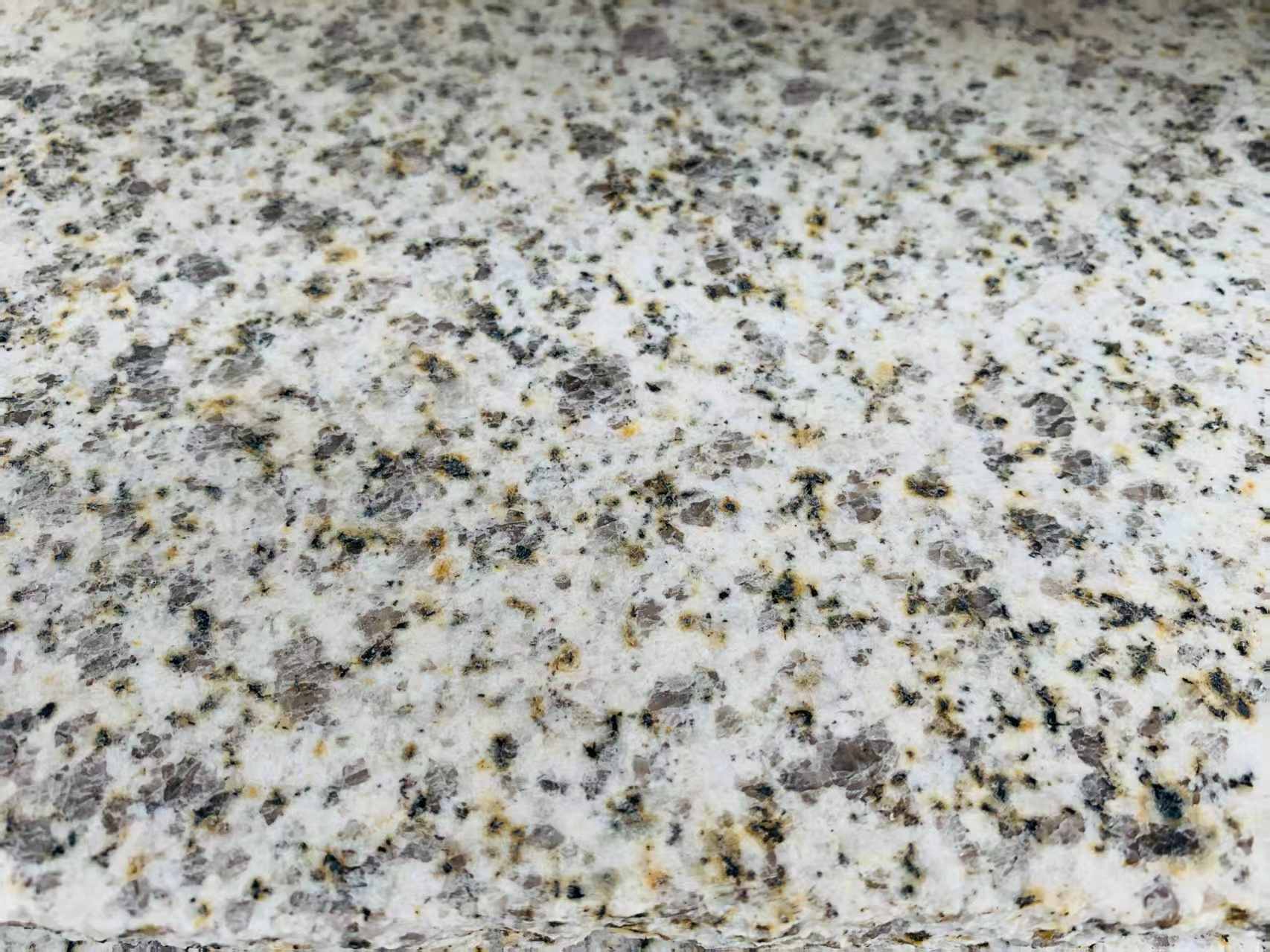 湘潭 黄金麻花岗岩石材浅黄光面