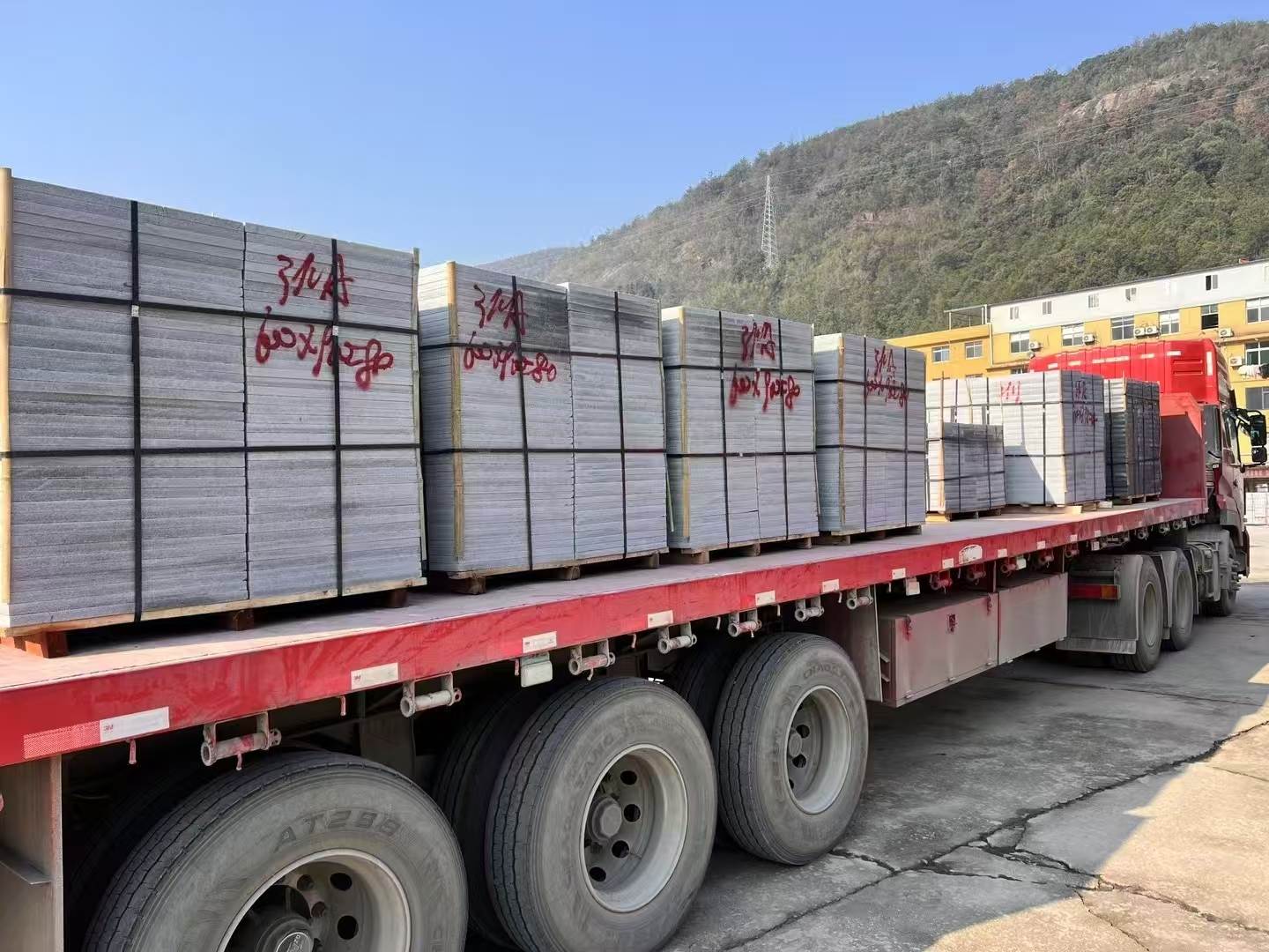 湘潭 芝麻灰地铺石出货日常