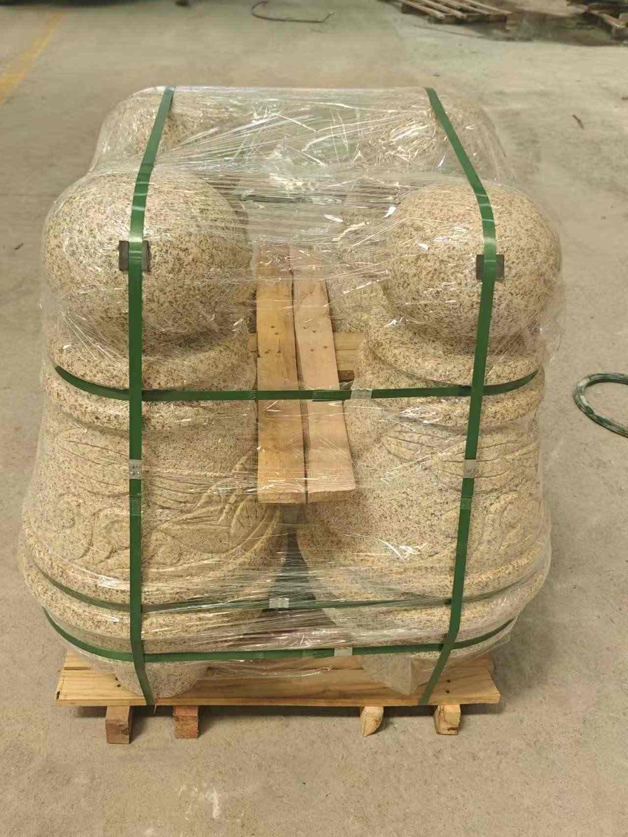 湘潭 黄金麻异形定制雕花——棒棒糖挡车柱