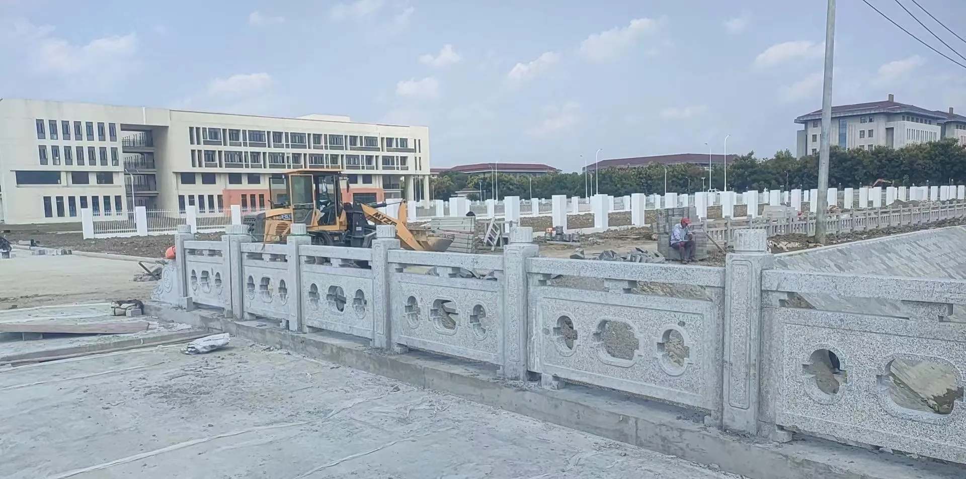 湘潭 白麻花岗岩荔枝面河道栏杆