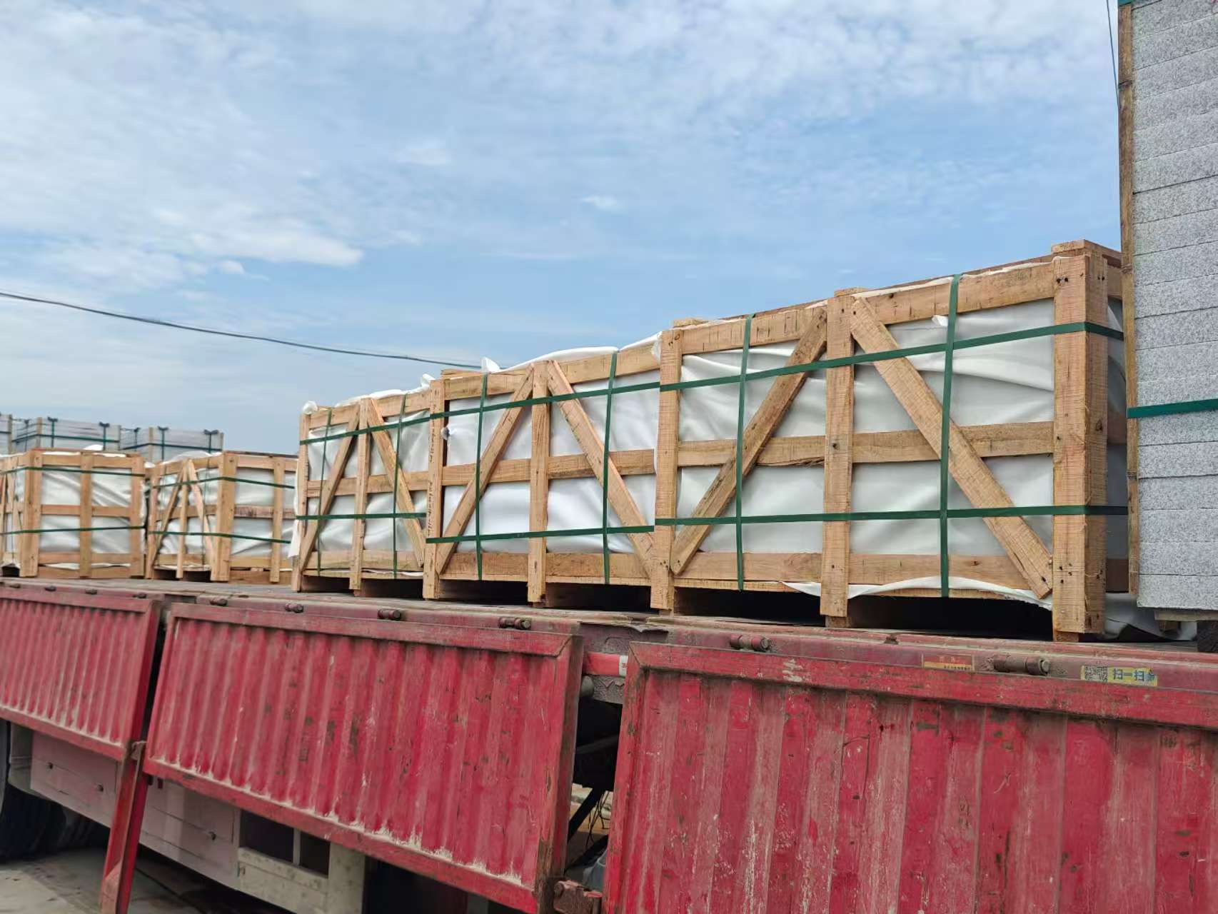 湘潭 芝麻白花岗岩地铺石出口专车-泰国游