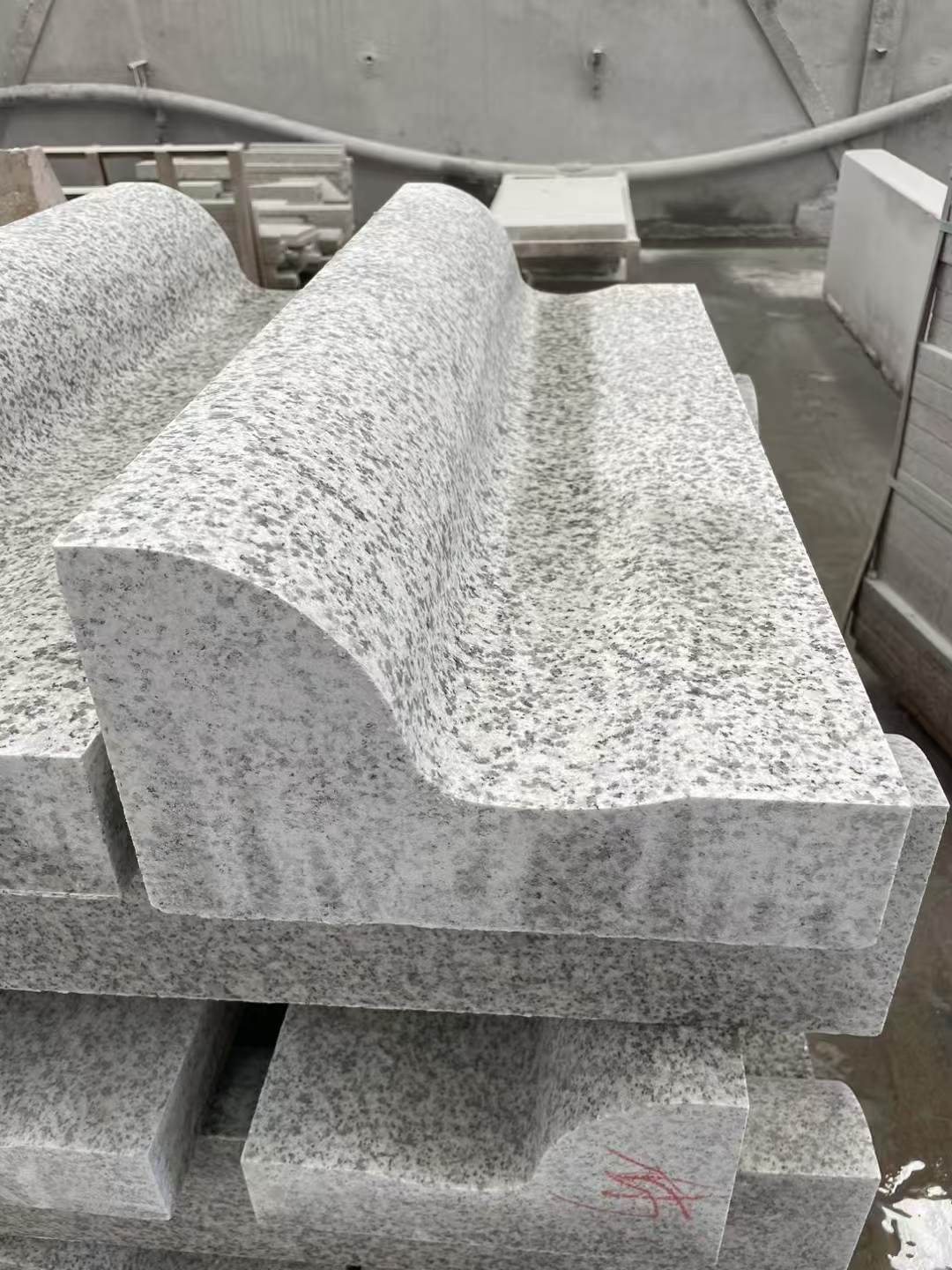 湘潭 白麻花岗岩S型路沿石，路侧石，马路牙子等