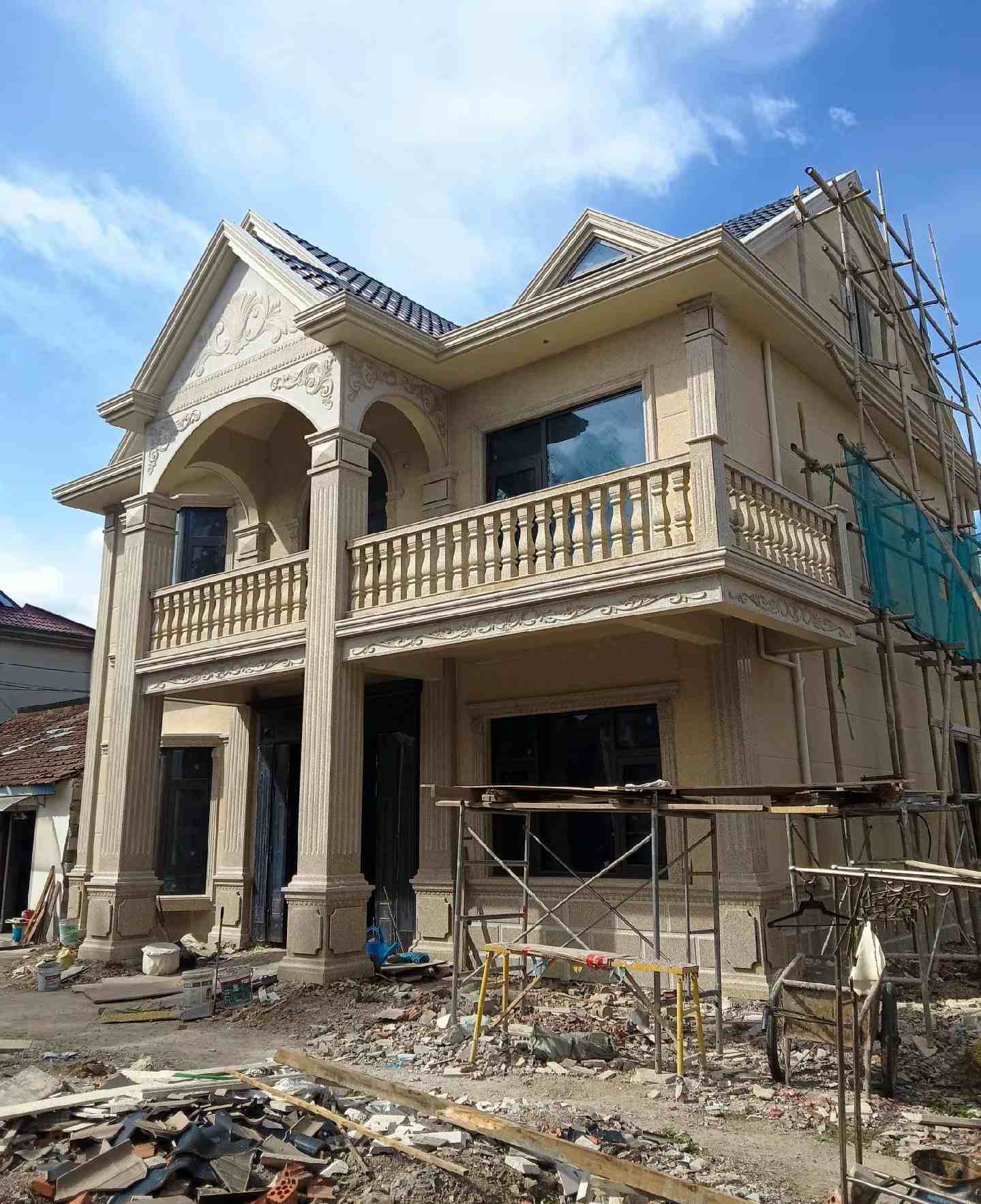 湘潭 黄金麻花岗岩石材私人别墅雕花门楼柱阳台栏杆