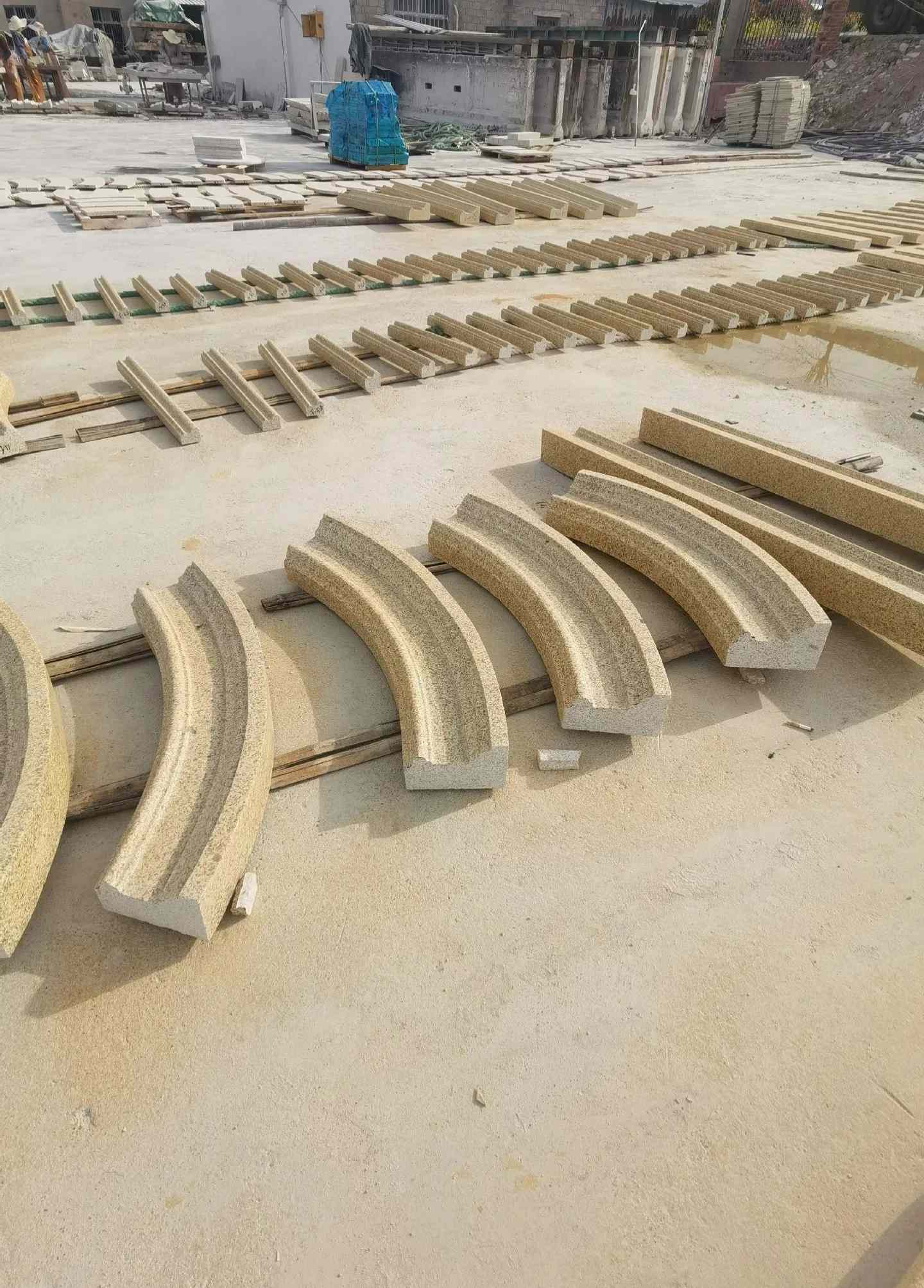 湘潭 黄金麻花岗岩别墅线条